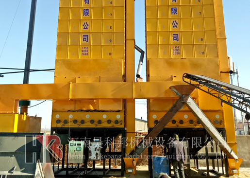 發往黑龍江的玉米烘干機